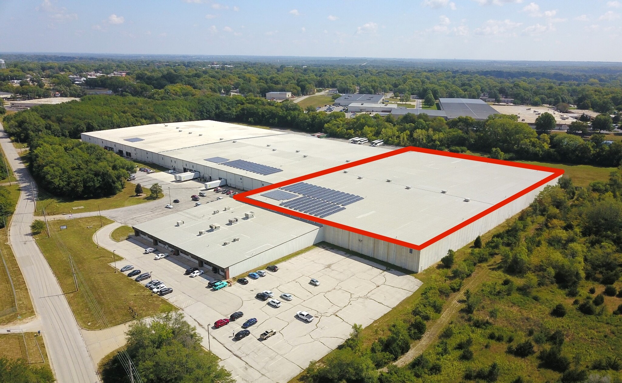 13201 Arrington Rd, Grandview, MO for Rent