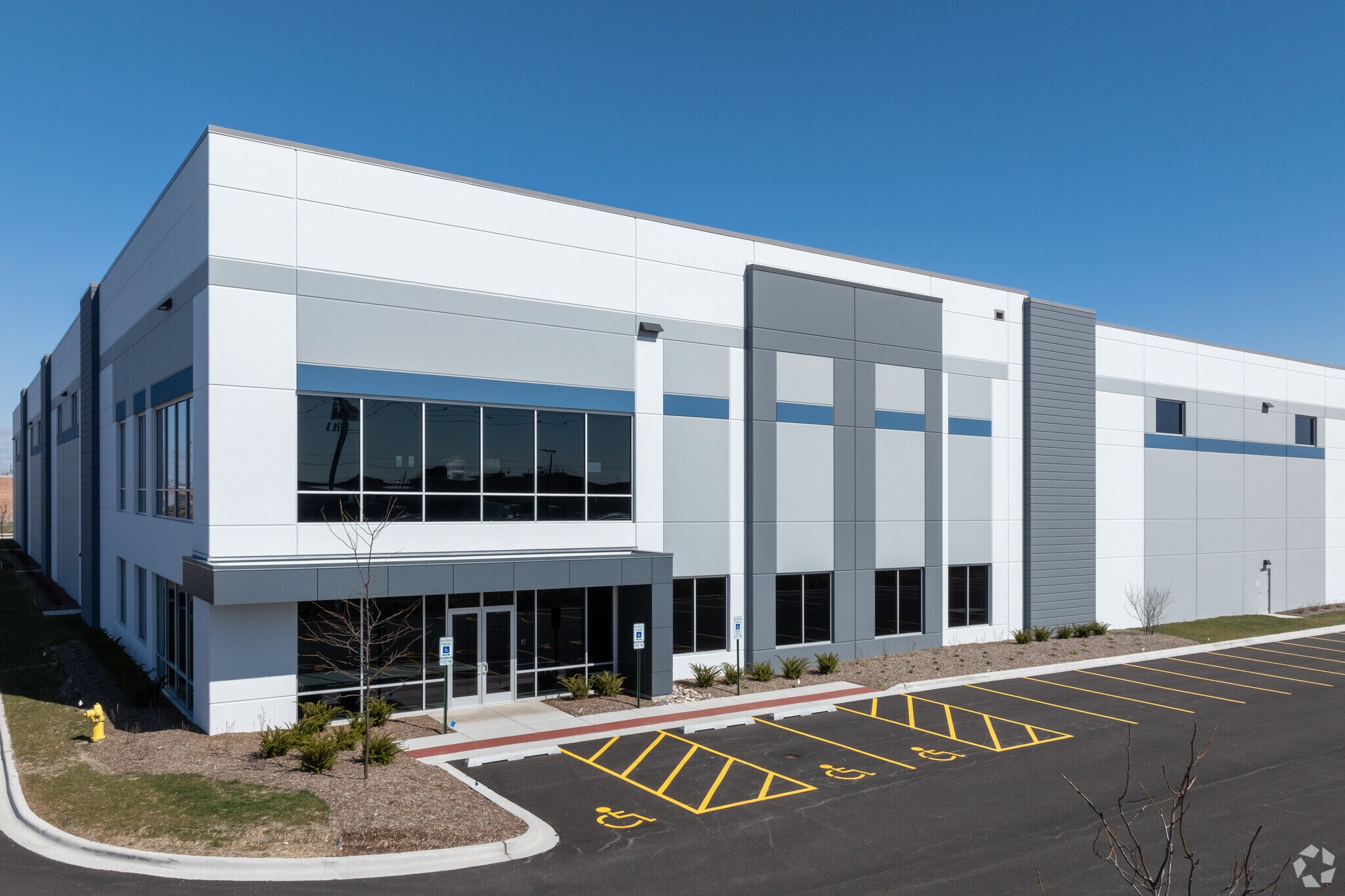 2100 N 15th Ave, Melrose Park, IL for Rent