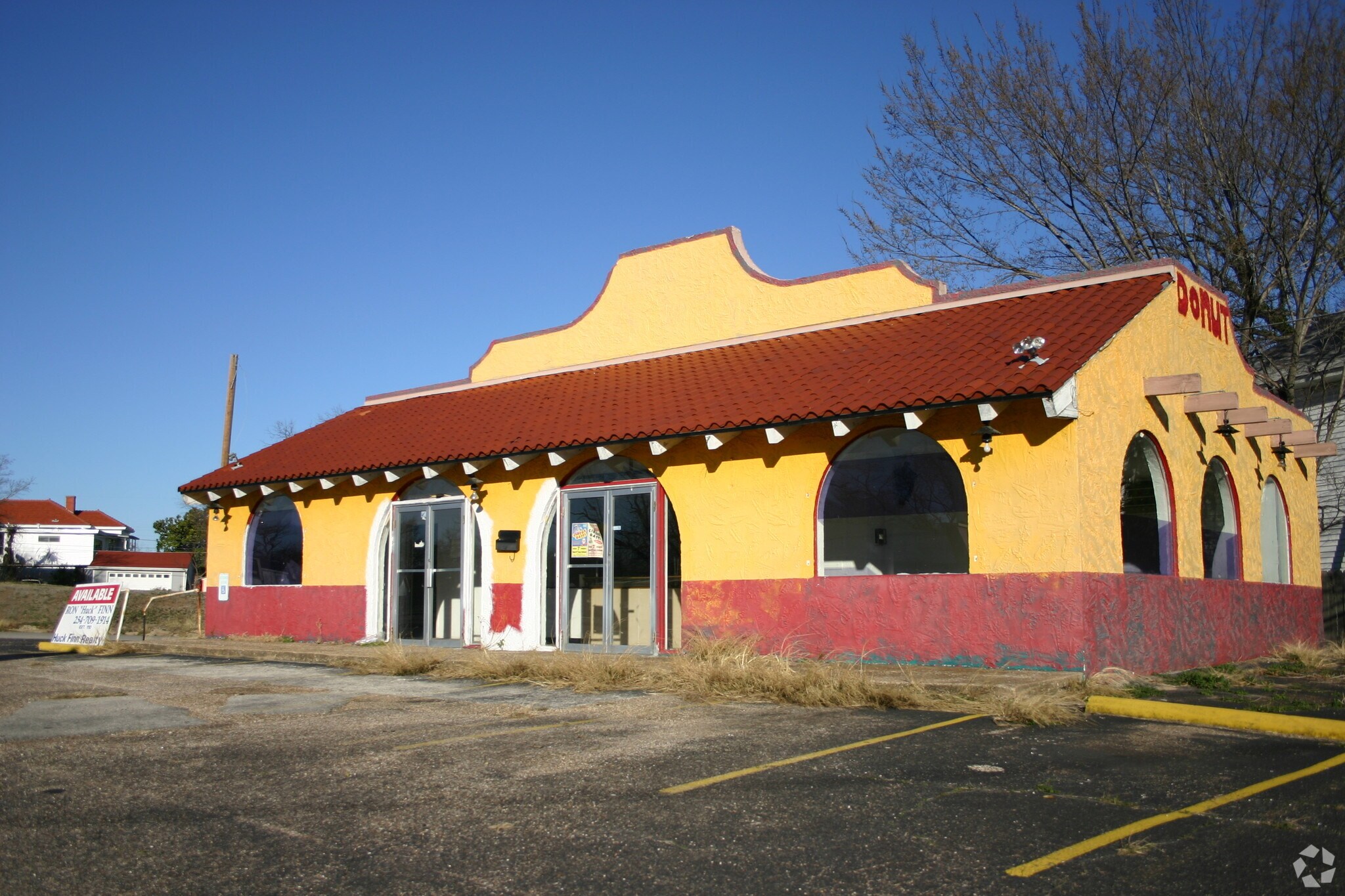 1300 W Waco Dr, Waco, TX for Rent
