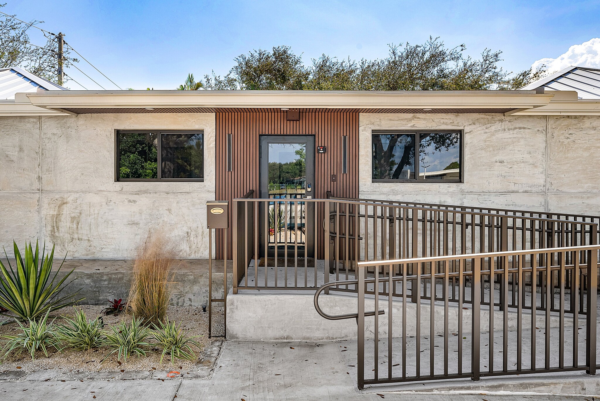 112 SE 10th St, Delray Beach, FL for Rent