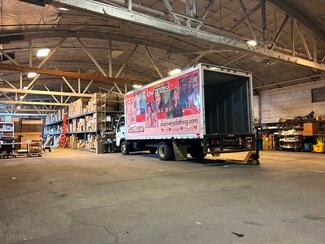 Chicago, IL Warehouse - 4300 N Knox Ave Chicago, IL Warehouse - 4300 N Knox Ave