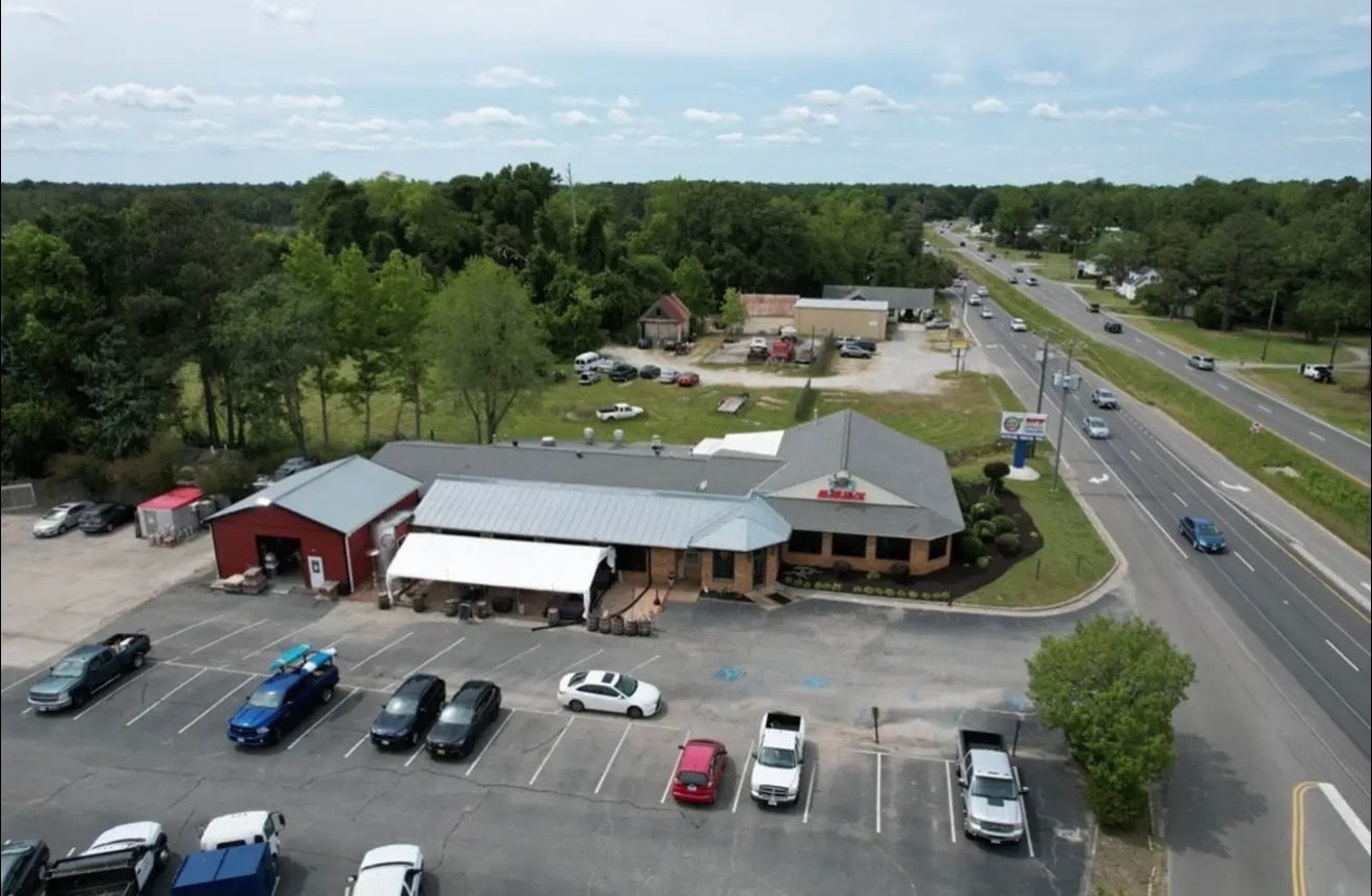 5036 George Washington Memorial Hwy, Hayes, VA for Rent