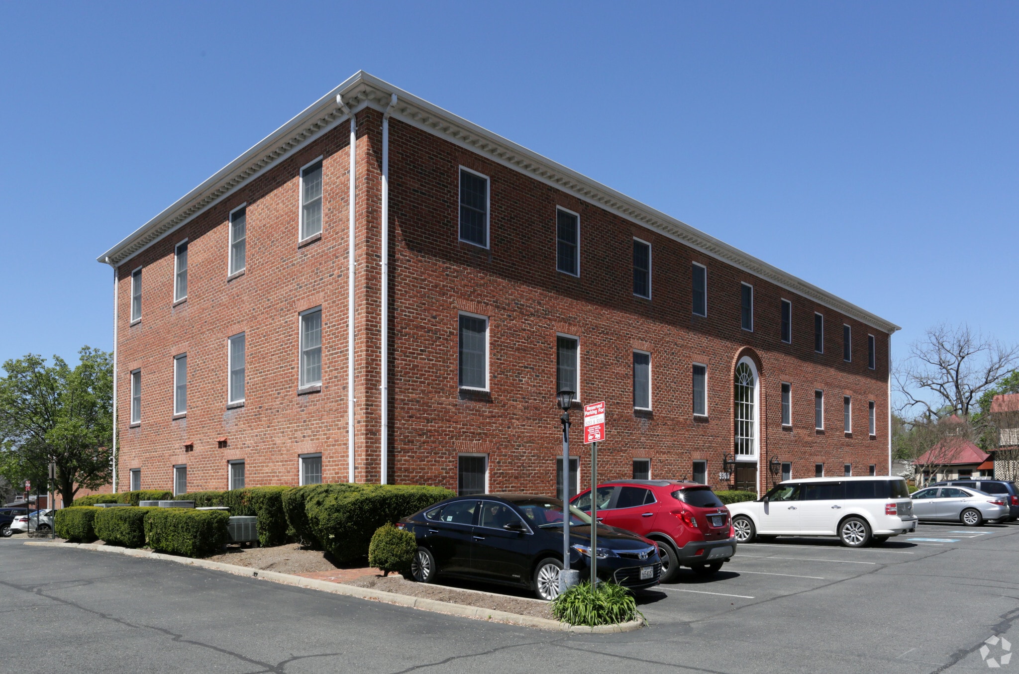 9300 Grant Ave, Manassas, VA for Rent