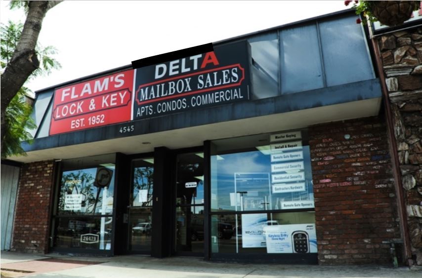 4545 Van Nuys Blvd Sherman Oaks, CA 91403 Retail Property for Lease