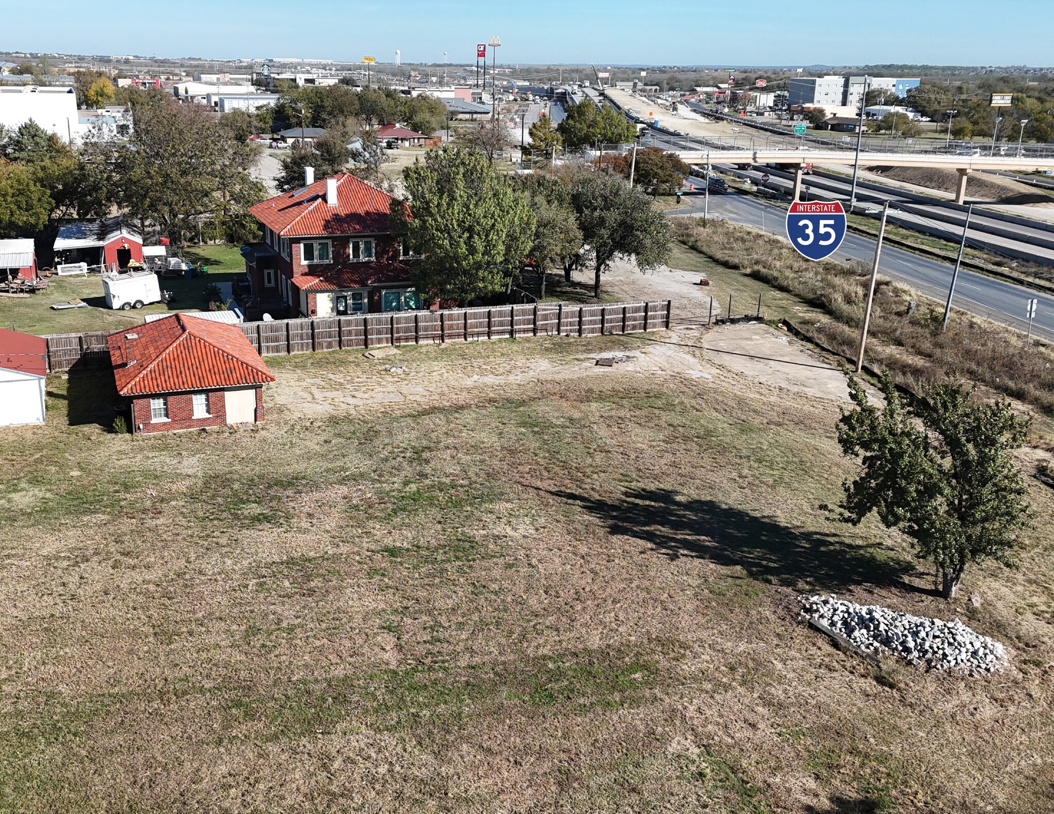 201 N Stemmons St, Sanger, TX for Sale