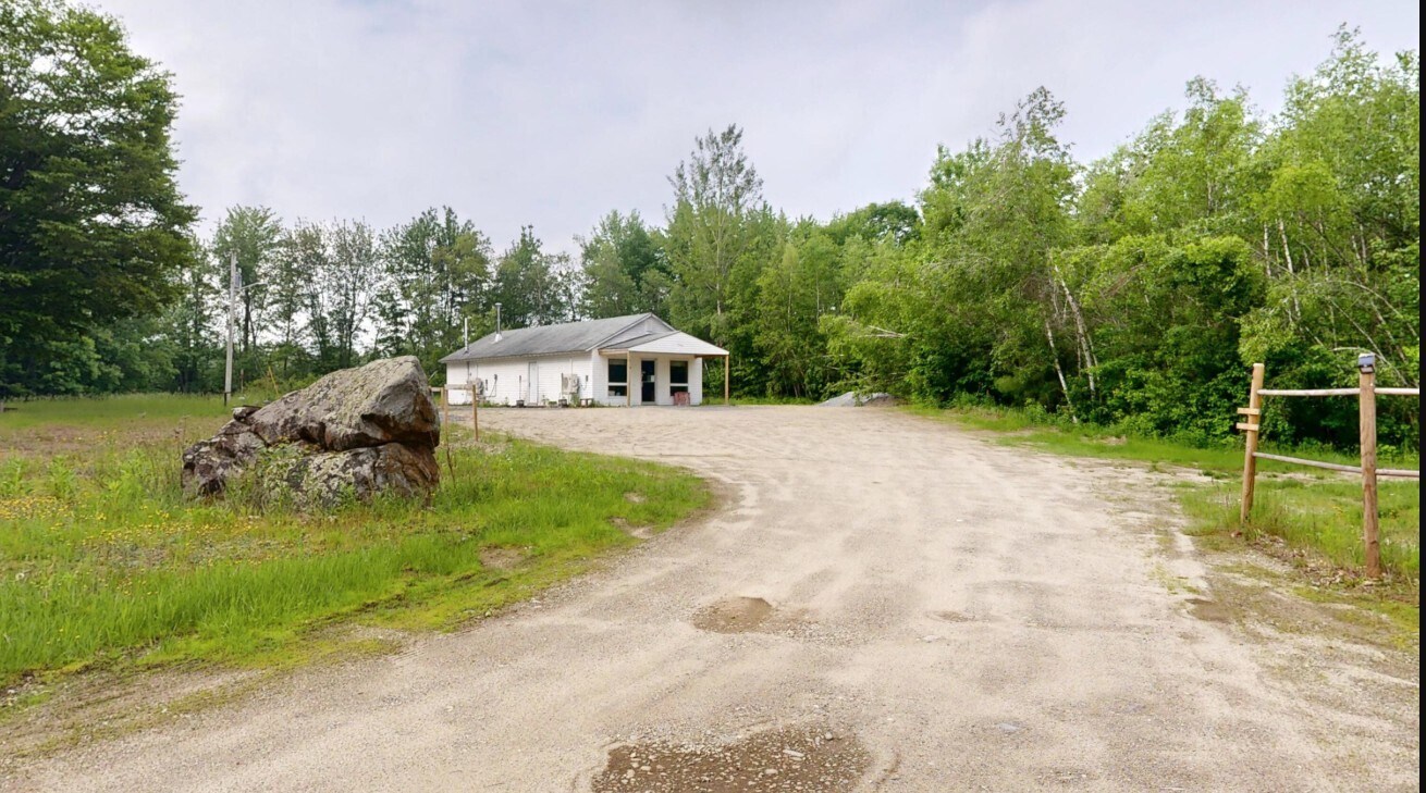 746 Auburn Rd, Turner, ME for Sale