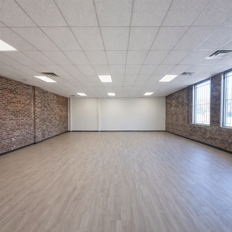 Atlanta, GA Office/Retail, Retail - 824 Ralph David Abernathy Blvd