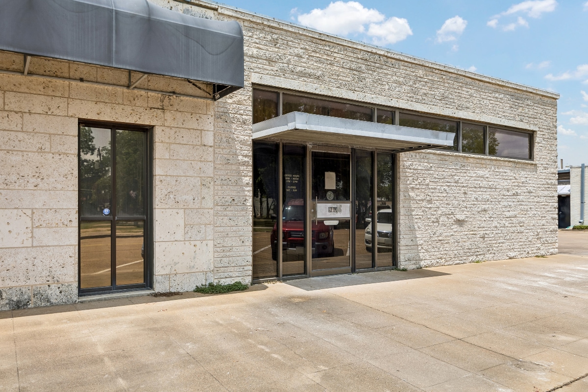 910 4th St, Rosenberg, TX for Sale