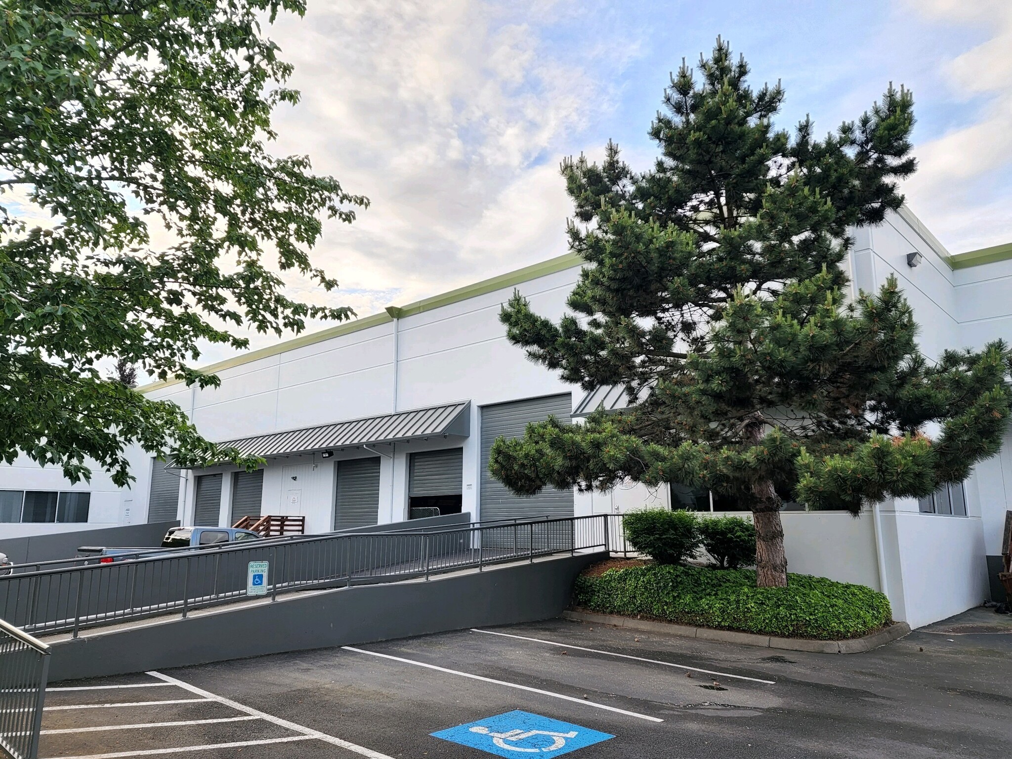 1620 Industry Dr SW, Auburn, WA for Rent