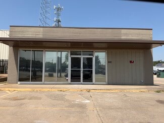 Denton, TX Retail - 800 S Locust St Denton, TX Retail - 800 S Locust St