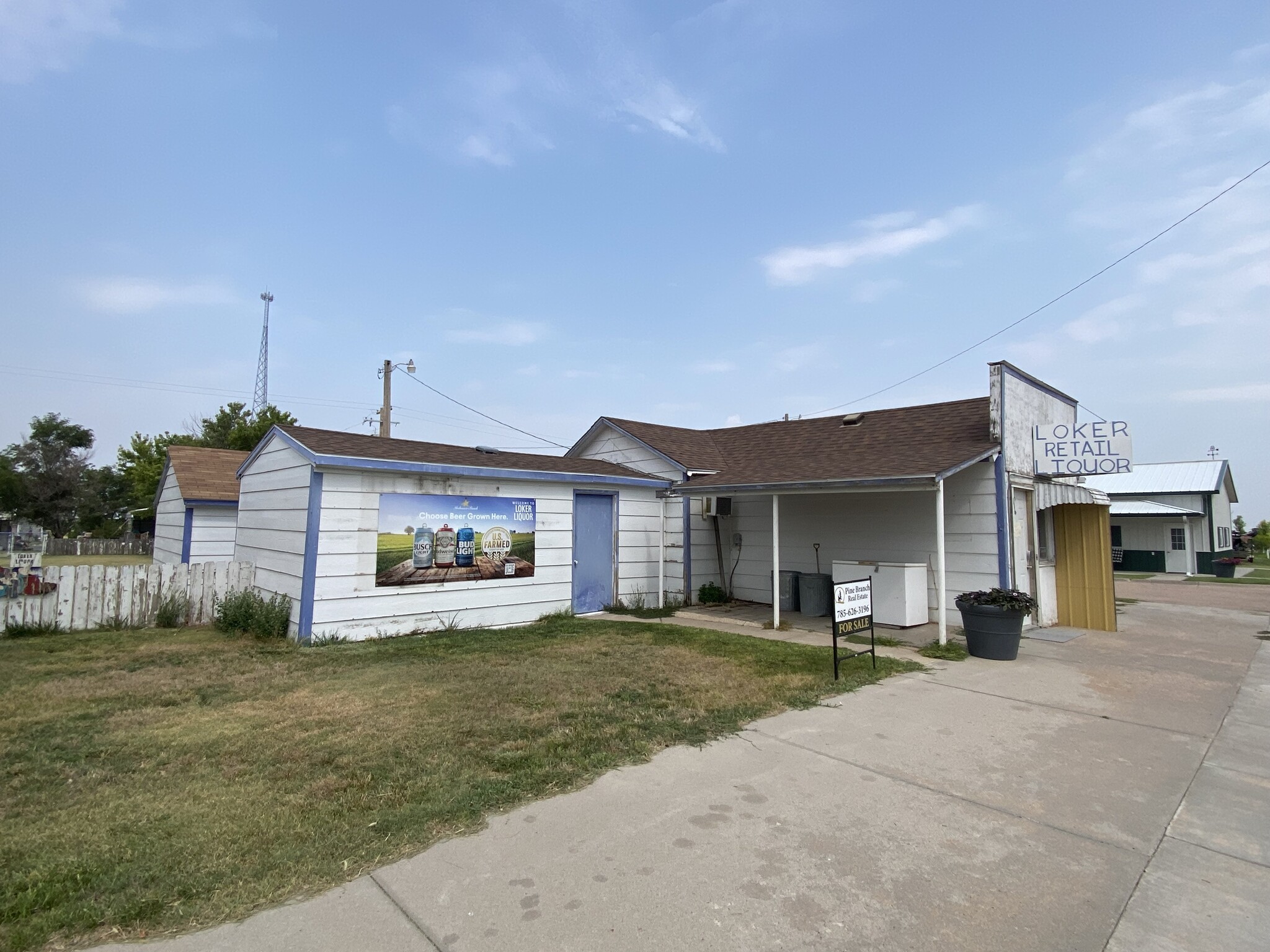 324 Rawlins Ave, Mc Donald, KS for Sale