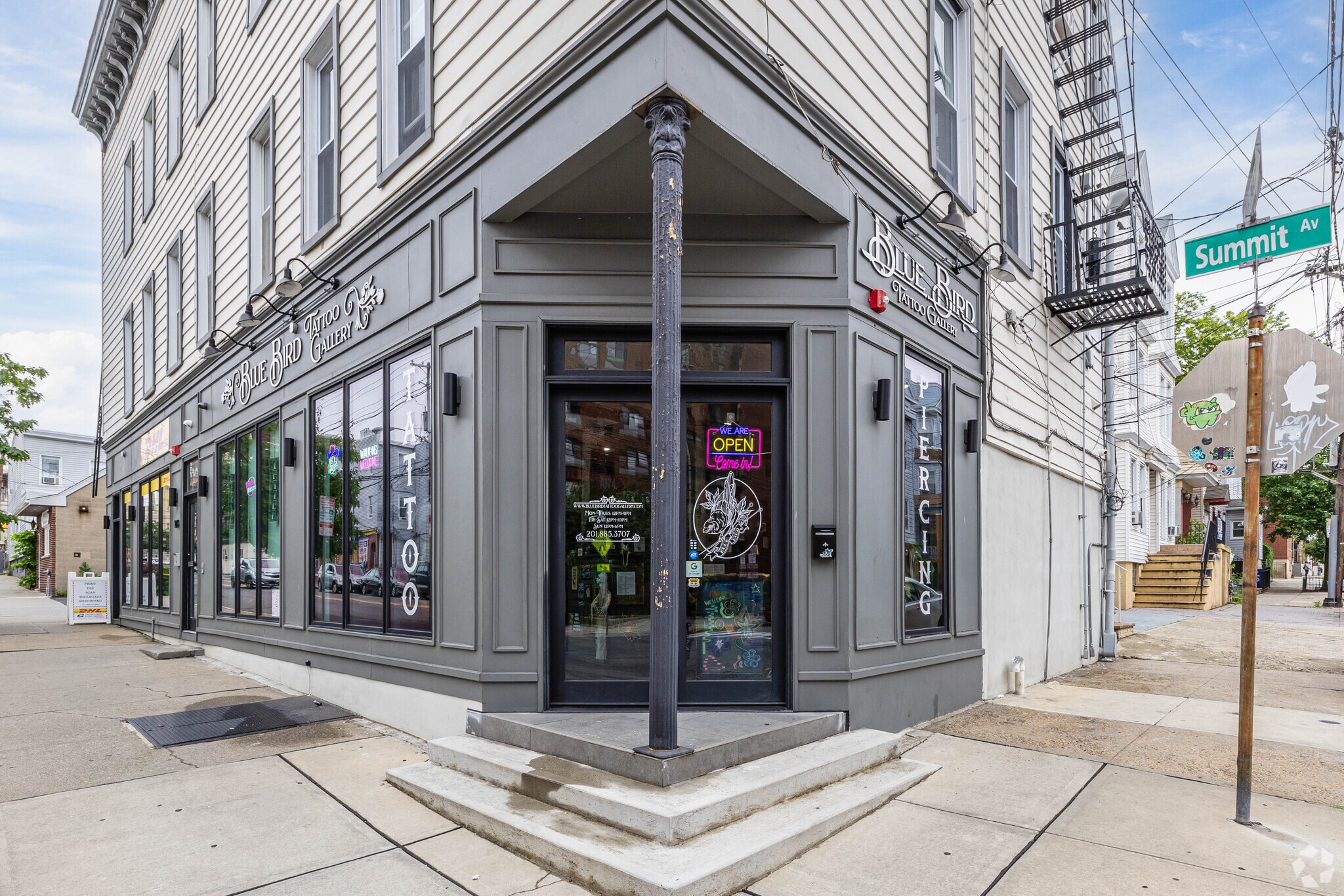 1074 Summit Ave, Jersey City, NJ for Sale