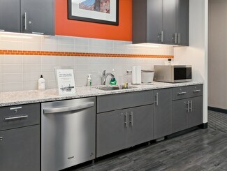 Langley Twp, BC Coworking Space - 8661 201st St