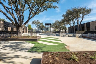 Garland, TX Office/Medical, Retail - 13755 Lyndon B Johnson Freeway