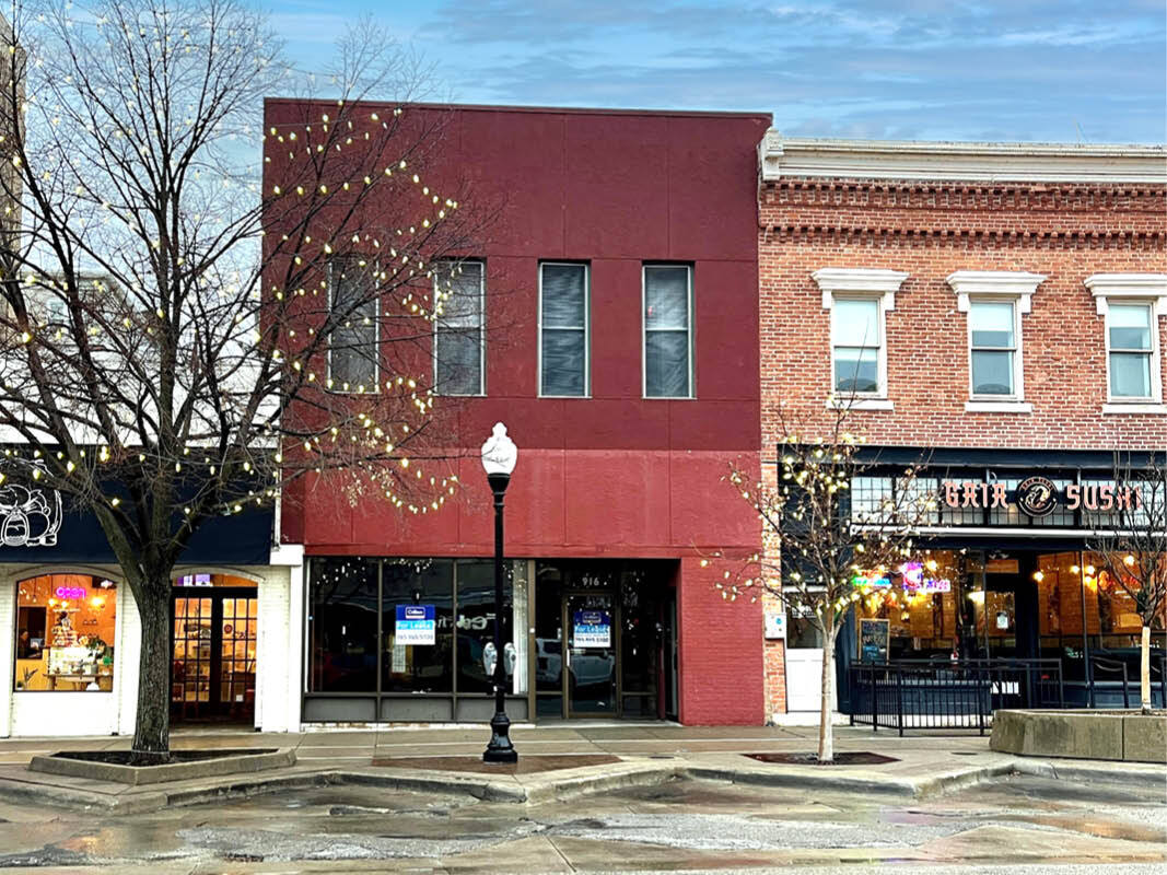 916 Massachusetts St, Lawrence, KS for Rent