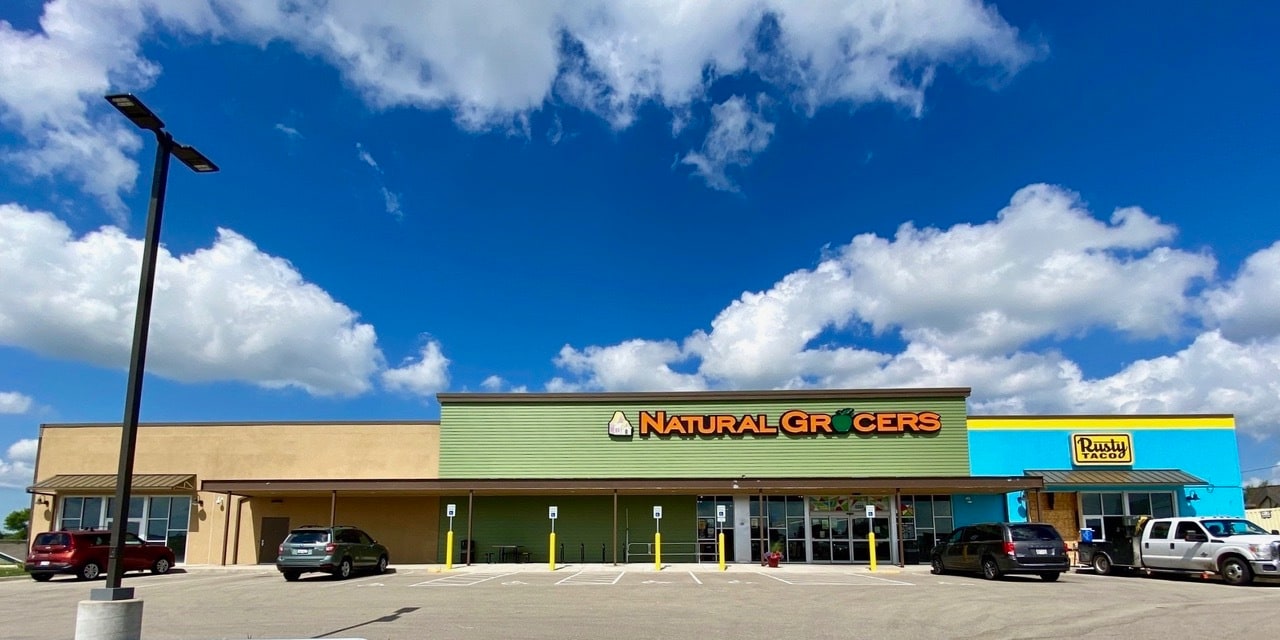 3333 Asbury Rd, Dubuque, IA for Rent