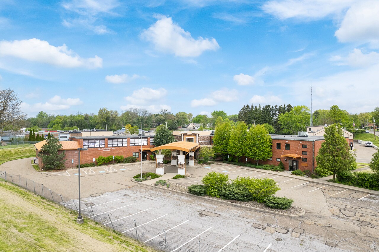 3120 Parkway St NW, Canton, OH for Sale