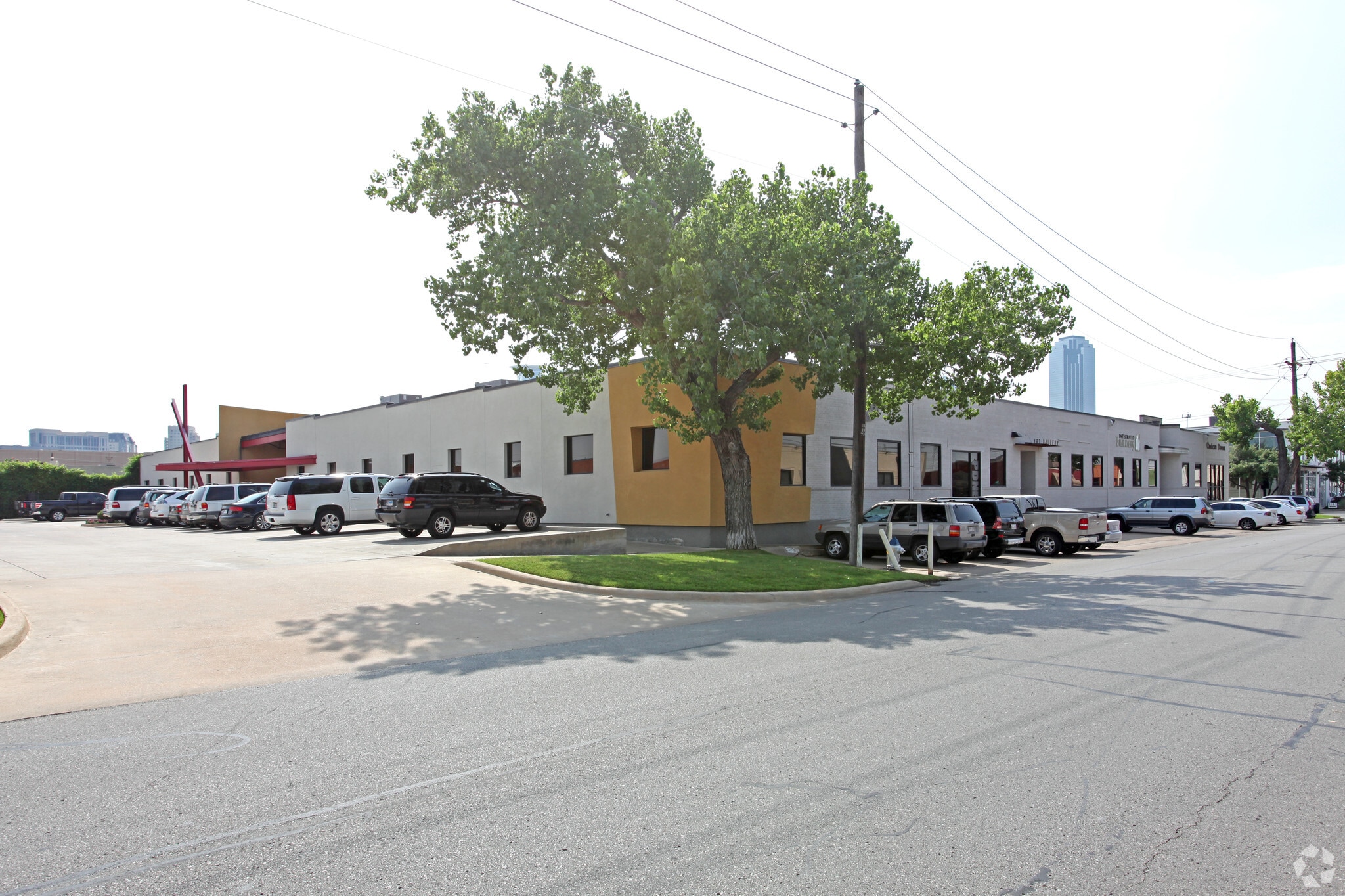 1202 Dragon St, Dallas, TX for Rent