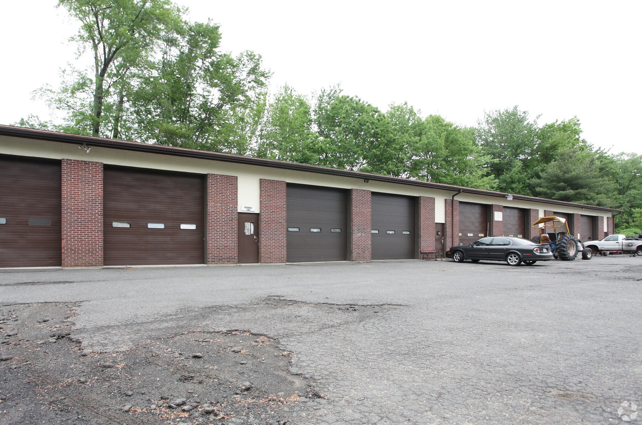 516 Burnham St South Windsor, CT 06074 Industrial Property for Lease