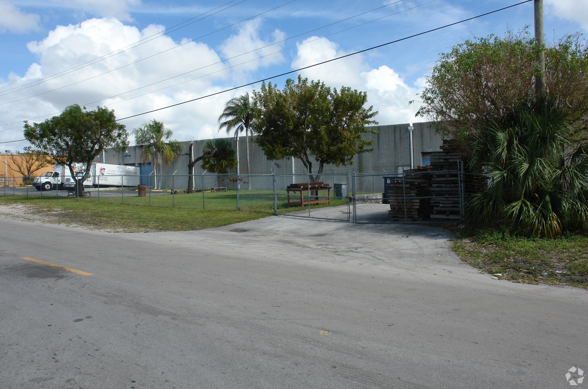 15201 NW 34th Ave Opa Locka, FL 33054 Industrial Property for Lease
