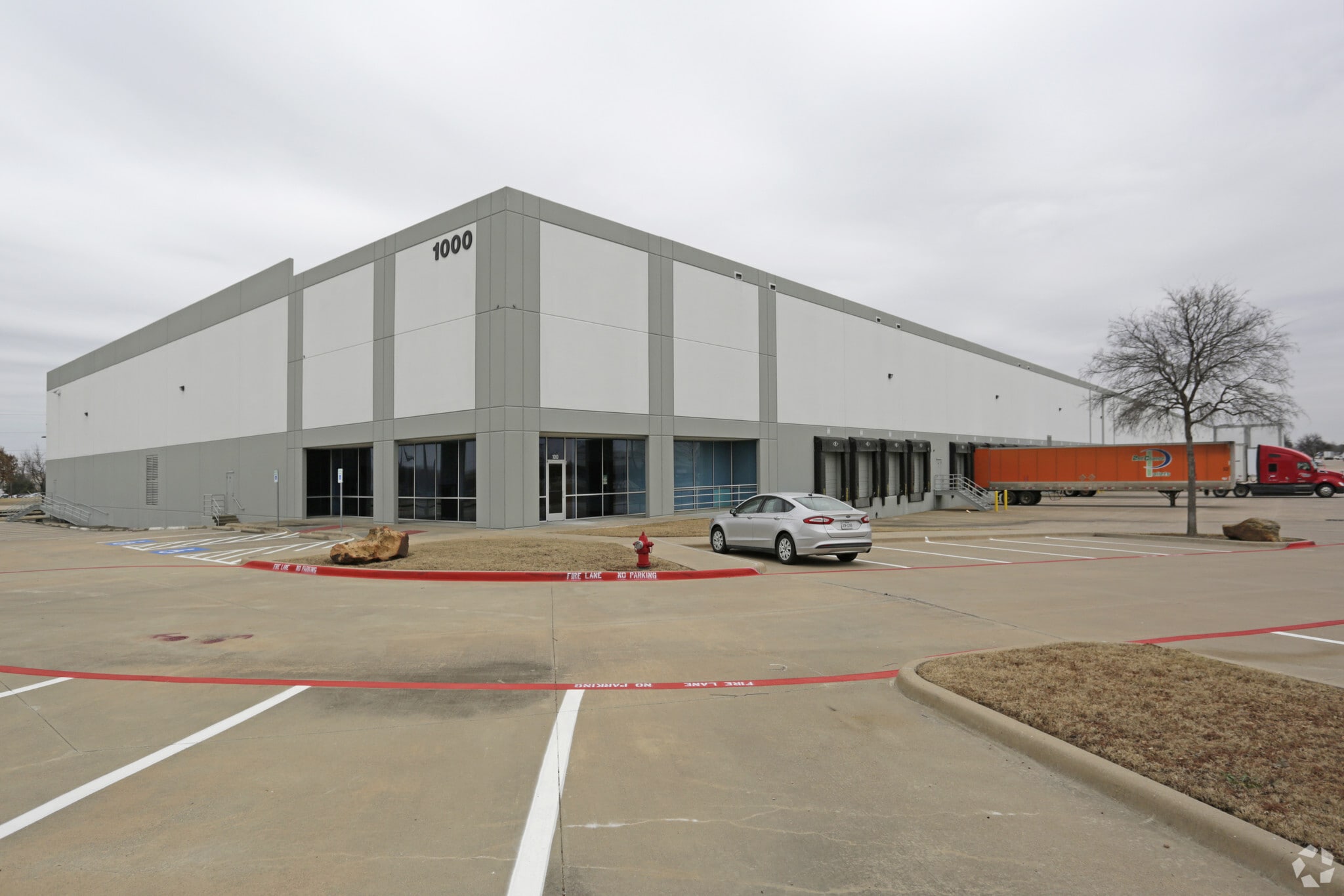 1000 N 28th Ave, Dallas, TX for Rent