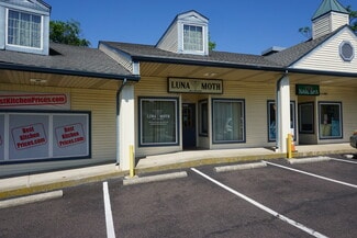 Chalfont, PA Retail - 25 W Butler Ave