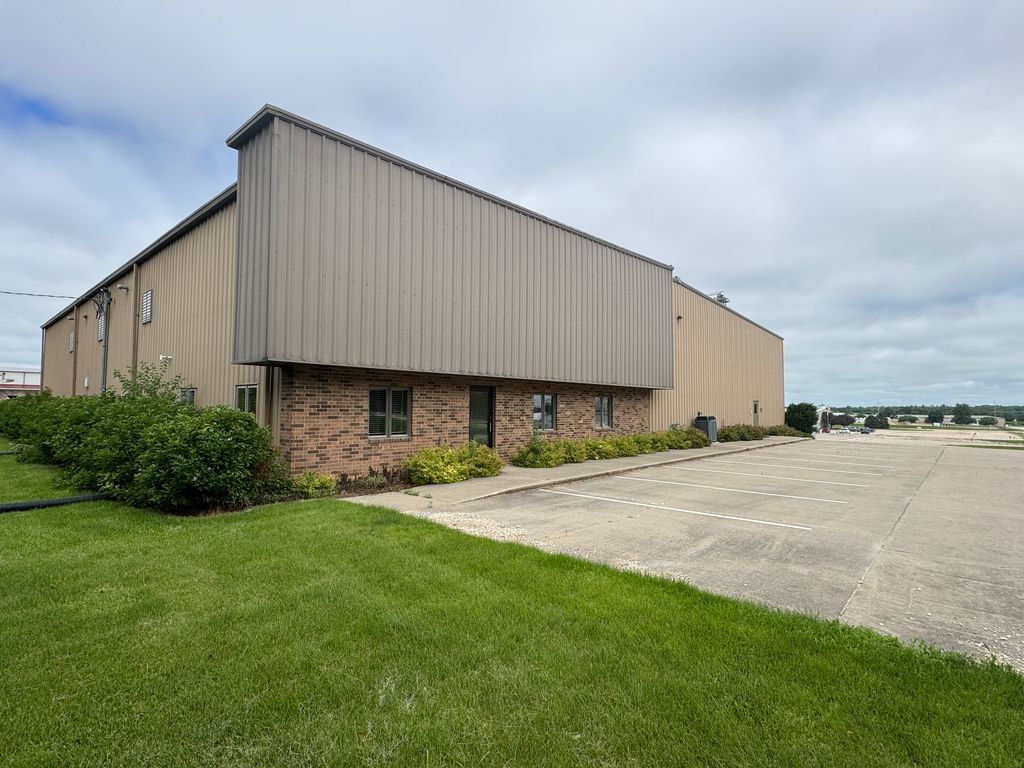 525 Lawler St, Iowa Falls, IA for Sale