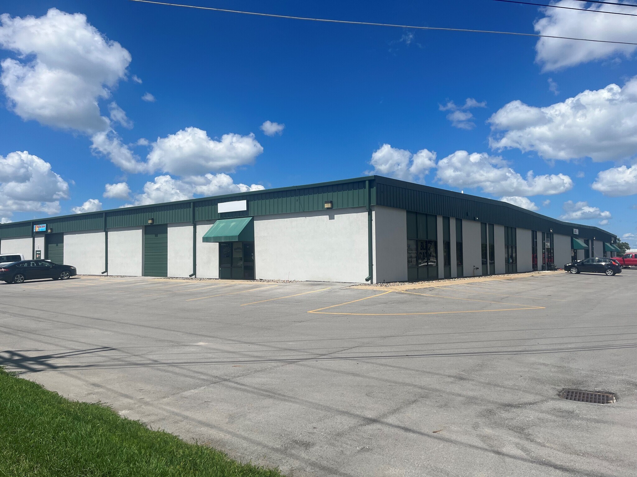 1710-1726 Guthrie Ave, Des Moines, IA for Rent