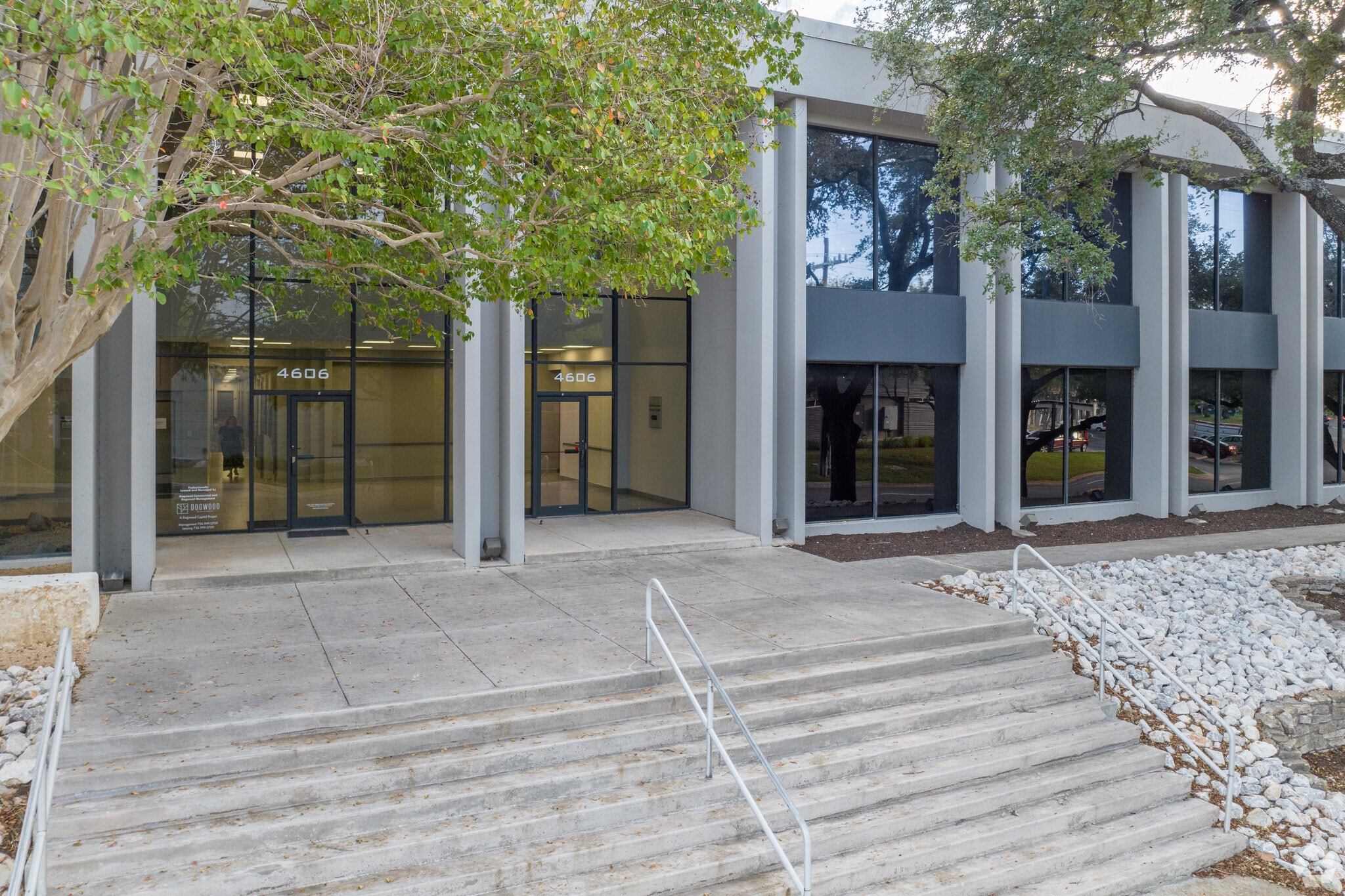 4606 Centerview, San Antonio, TX for Rent