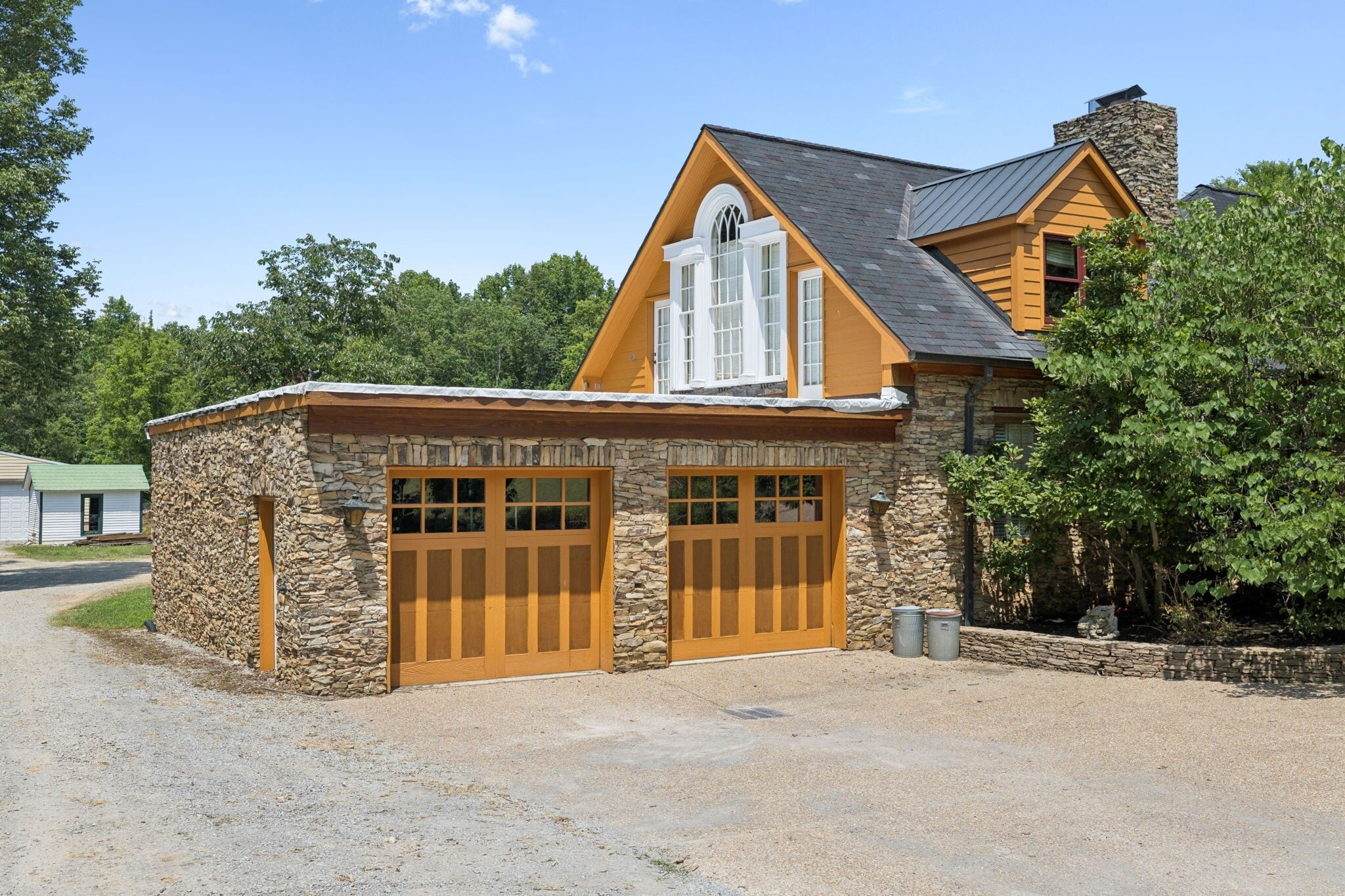 1374 Peter Pond Rd, Ashland City, TN for Sale
