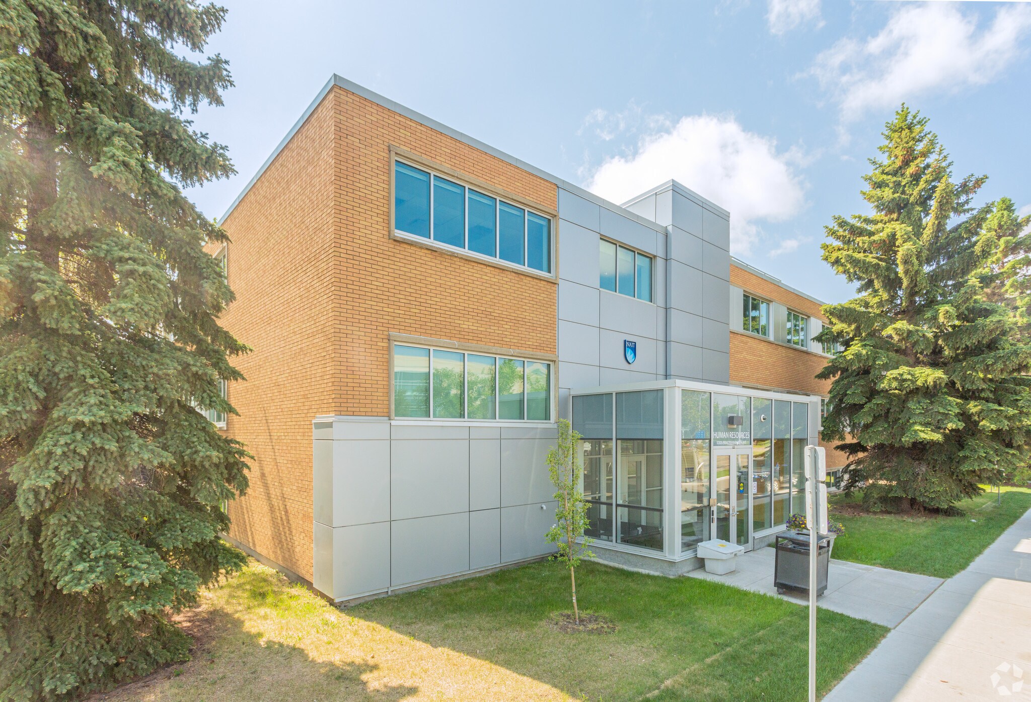 10305 Princess Elizabeth Ave NW, Edmonton, AB for Sale