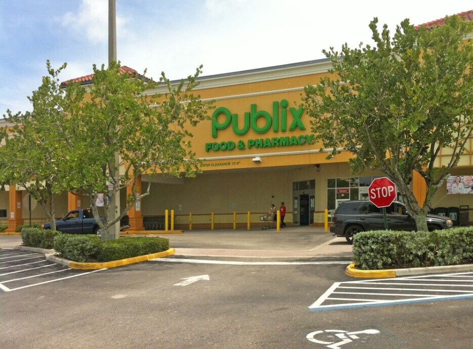 374 Northlake Blvd North Palm Beach, FL 33408 Retail Property for Lease on