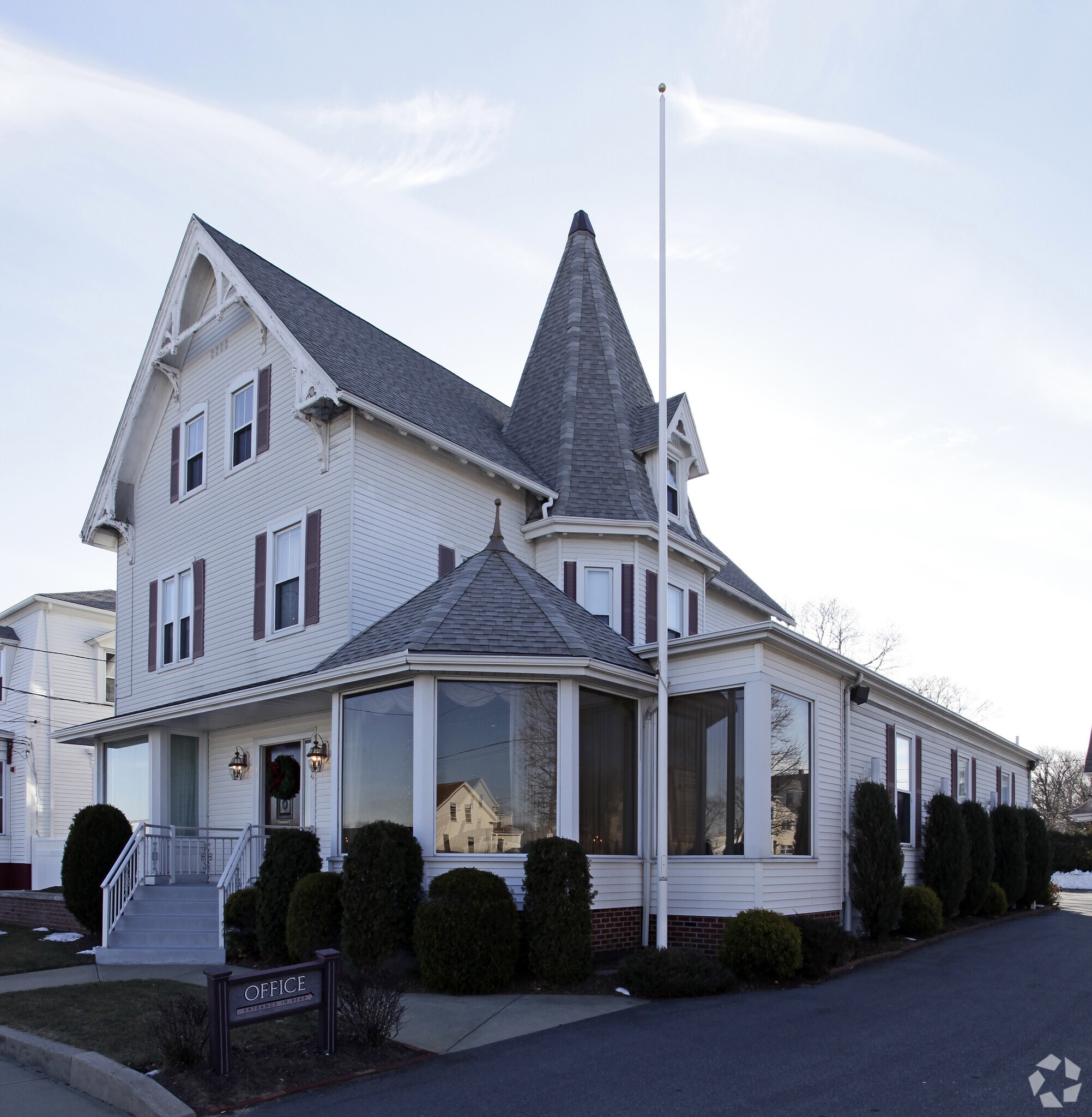 684 Park Ave, Cranston, RI for Rent