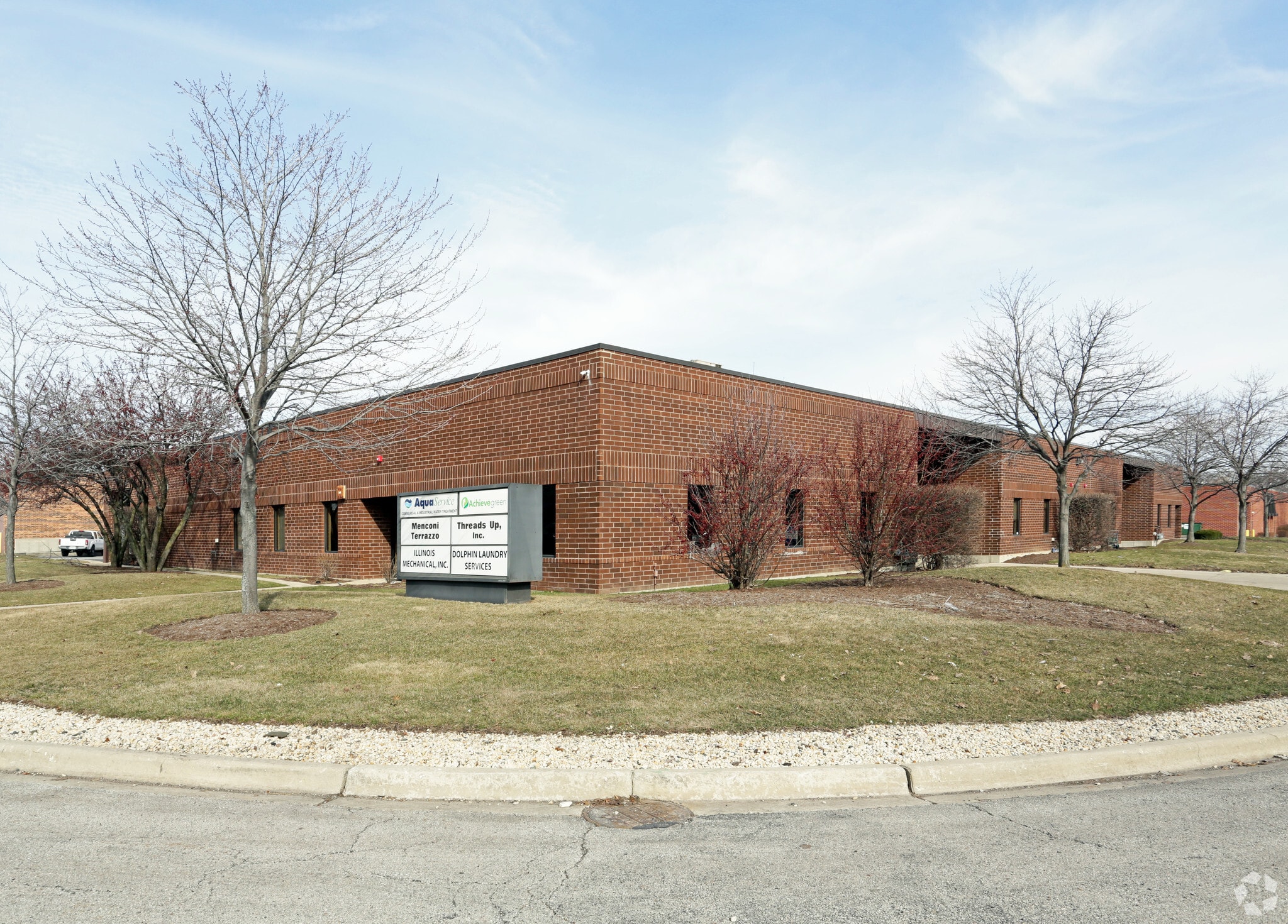 141-145 Bernice Dr, Bensenville, IL for Rent