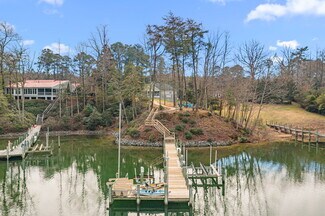 White Stone, VA Specialty - 97 Currell Cove Ln