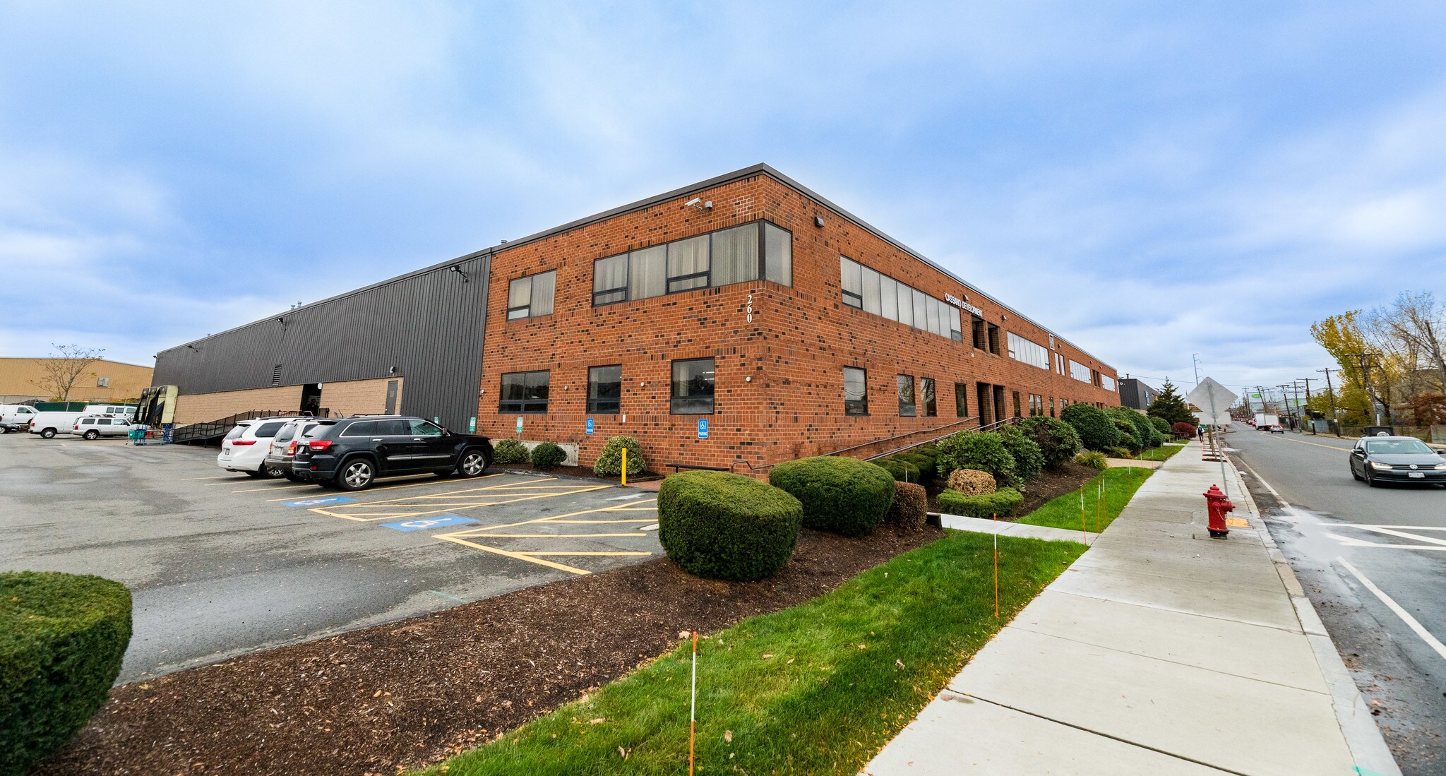 260 2nd St Chelsea, MA 02150 Industrial Property for Lease on