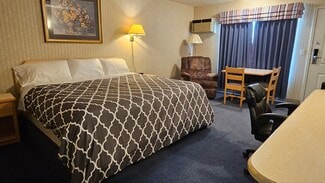 Weyburn, SK Hospitality - 238 Sims Ave