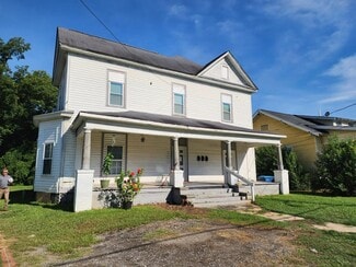 Greenwood, SC Apartments - 215 Grace St