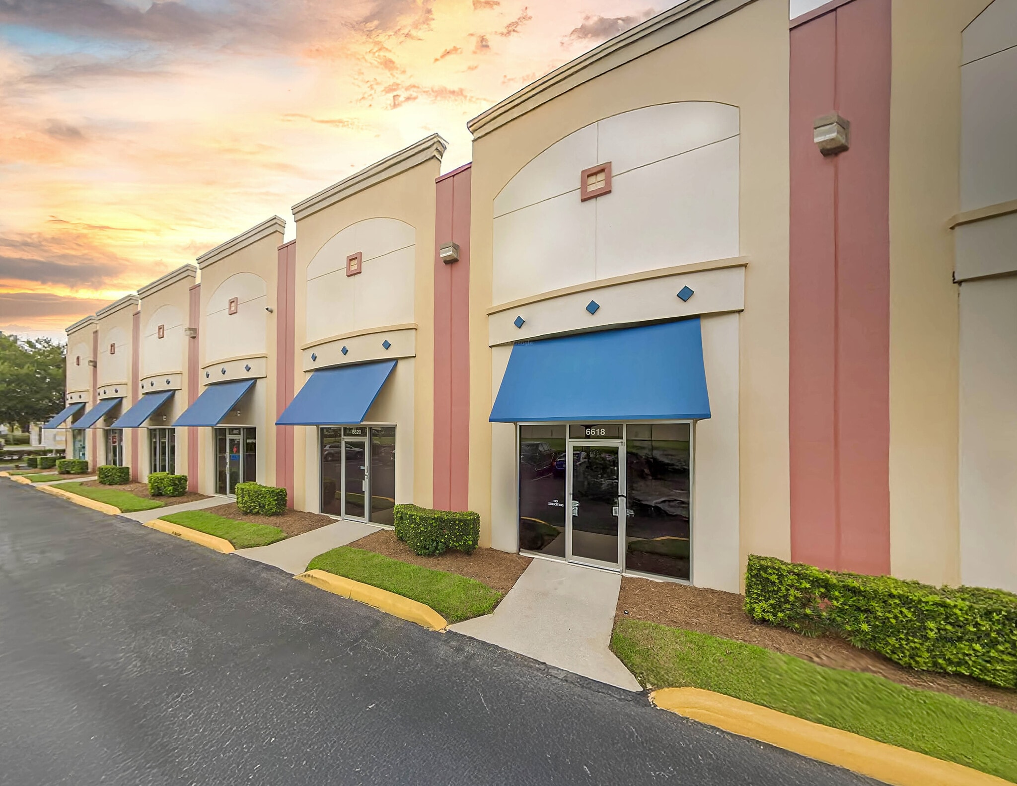 6600-6626 Kingspointe Pky, Orlando, FL for Rent