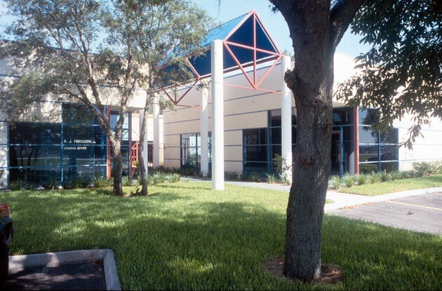 6604 Harney Rd, Tampa, FL for Rent