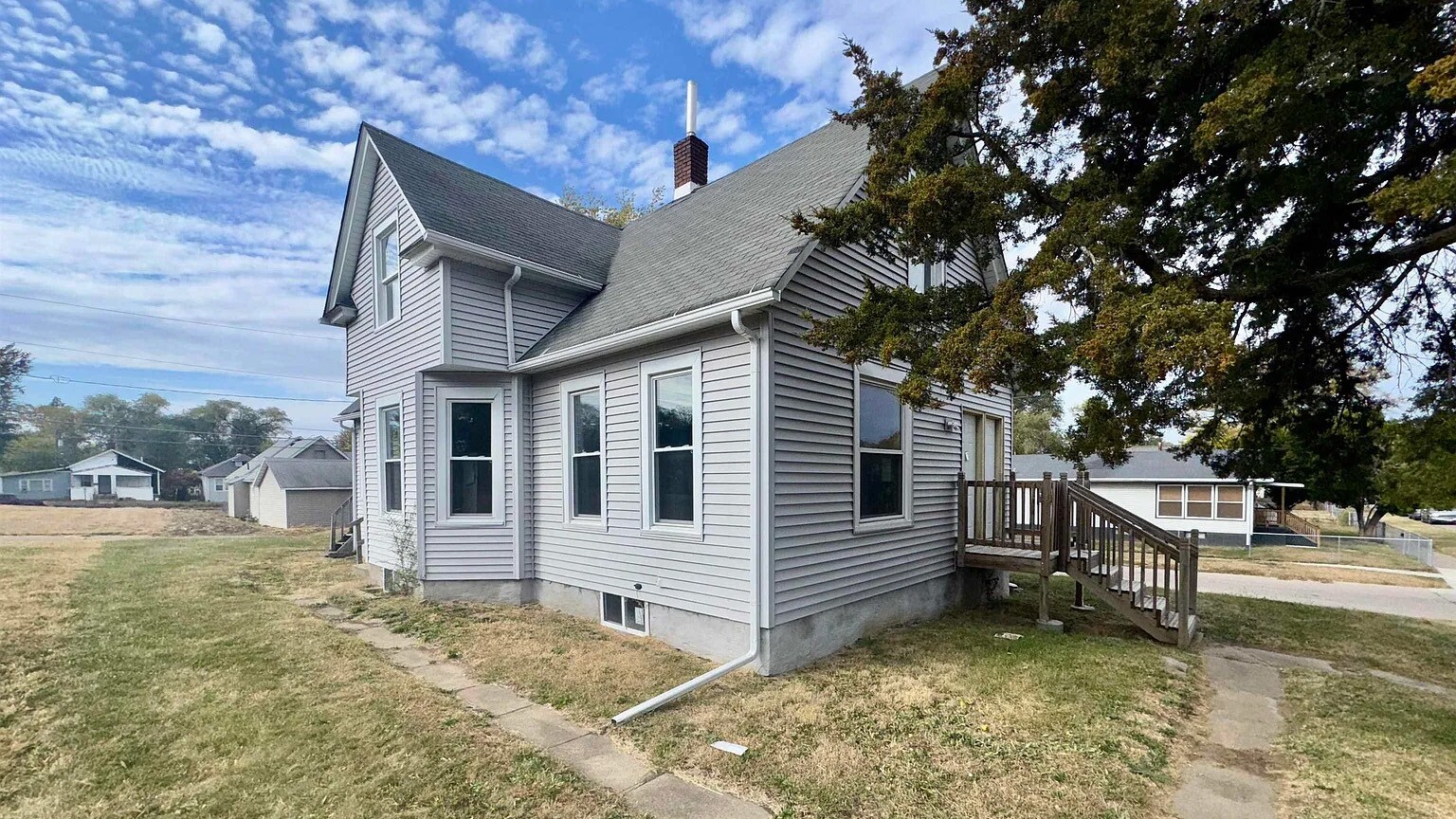 1600 9th St, Rock Island, IL for Sale