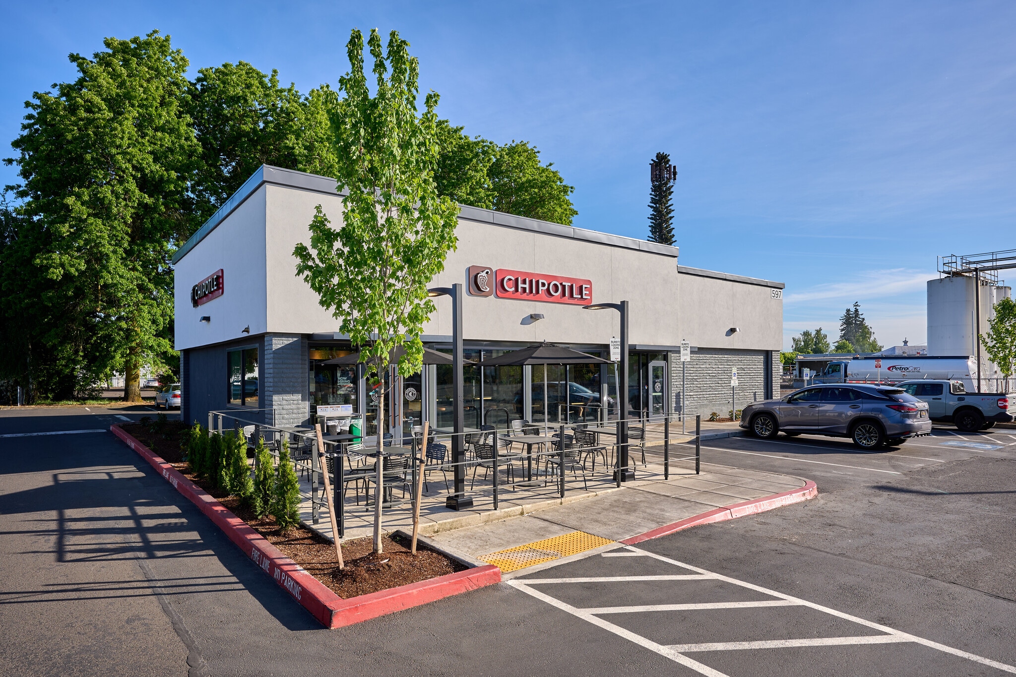 597 SW 1st Ave, Canby, OR for Sale