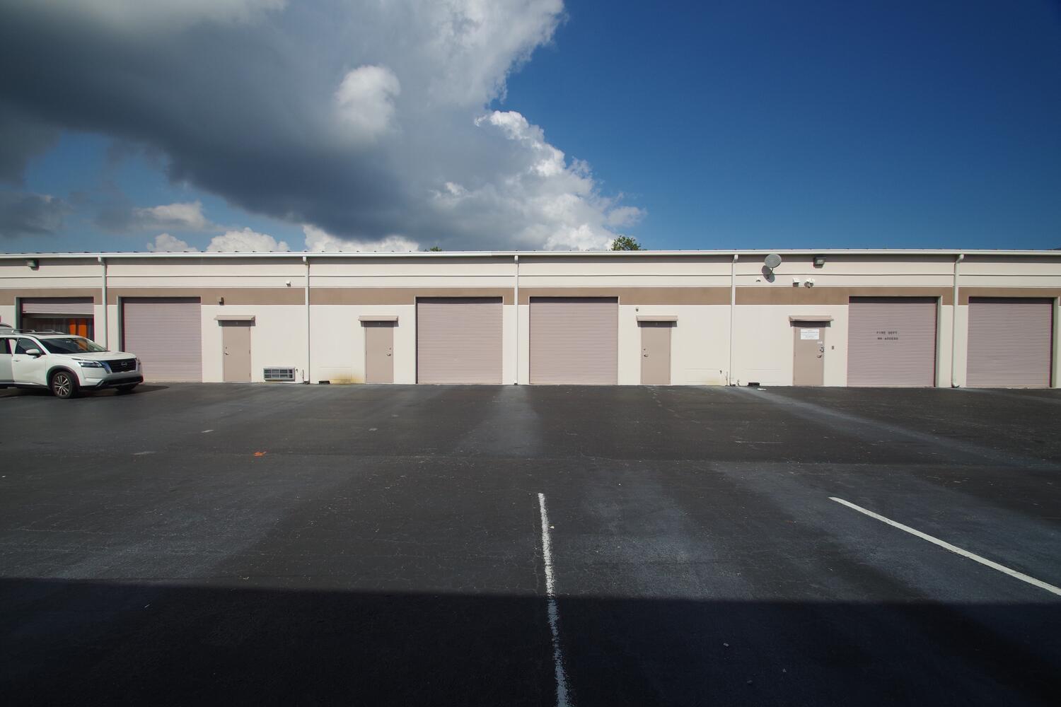 1525 NW 3rd St, Deerfield Beach, FL for Rent