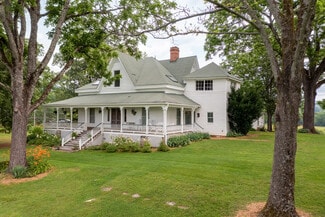 Sautee Nacoochee, GA Hospitality - 1526 Highway 255 N