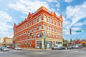 Chicago, IL Office, Retail - 758 W North Ave