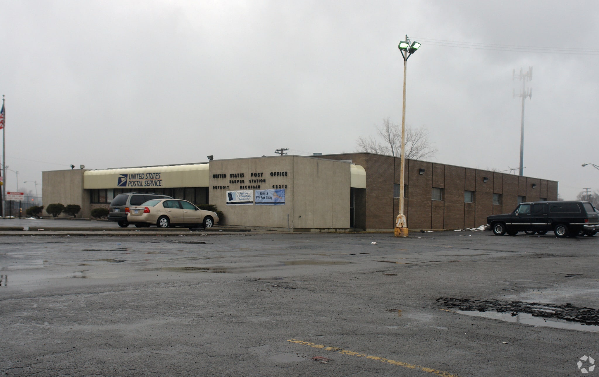 10254 Gratiot Ave, Detroit, MI for Rent