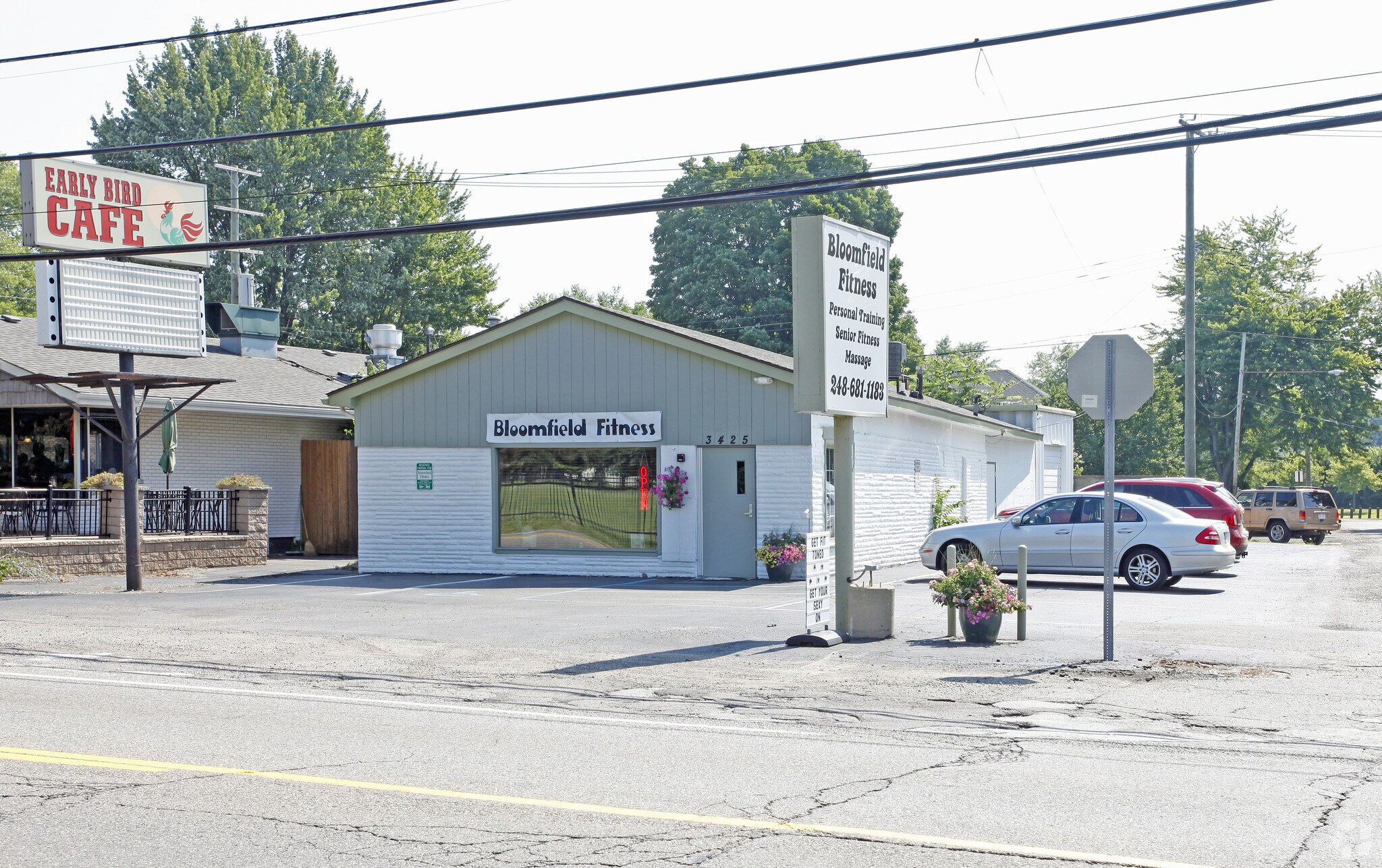 3425 Orchard Lake Rd West Bloomfield, MI 48324 Retail Property for