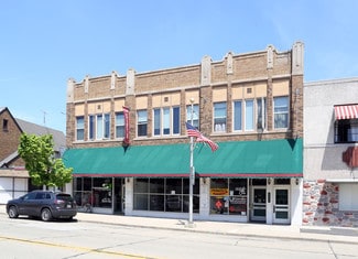 South Milwaukee, WI Retail - 916-918 Milwaukee Ave