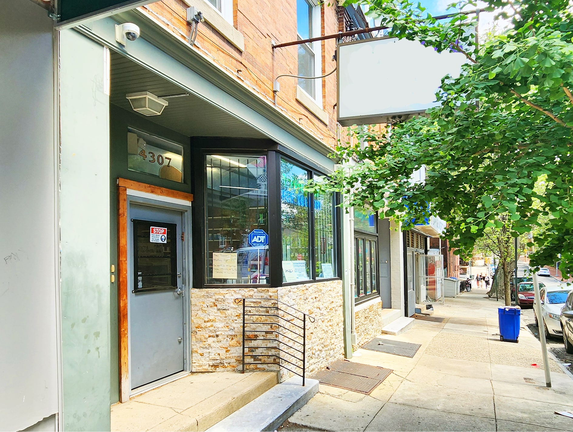 4307 Locust St, Philadelphia, PA for Rent