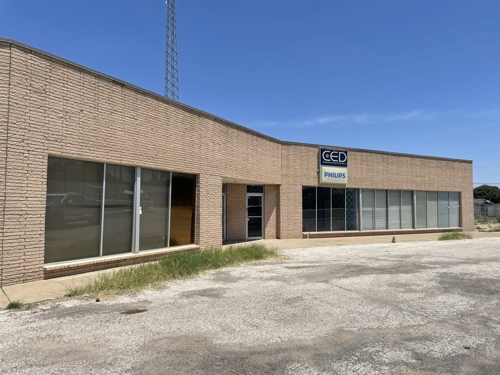 305 E University Blvd, Odessa, TX for Rent